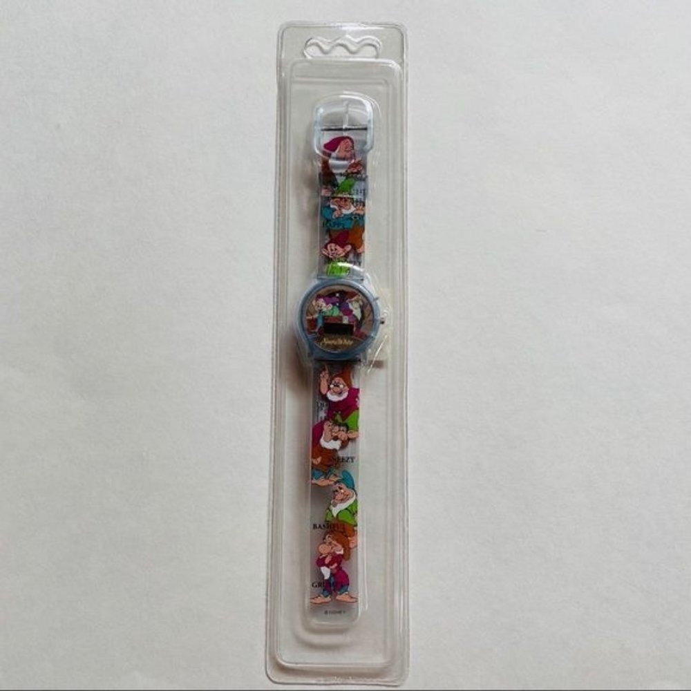 Vintage Disney Snow White and The Seven Dwarfs Dead Stock Digital Watch - Picture 2 of 12